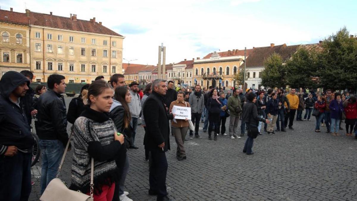 proteste in marile orase impotriva votului in cazul oprea