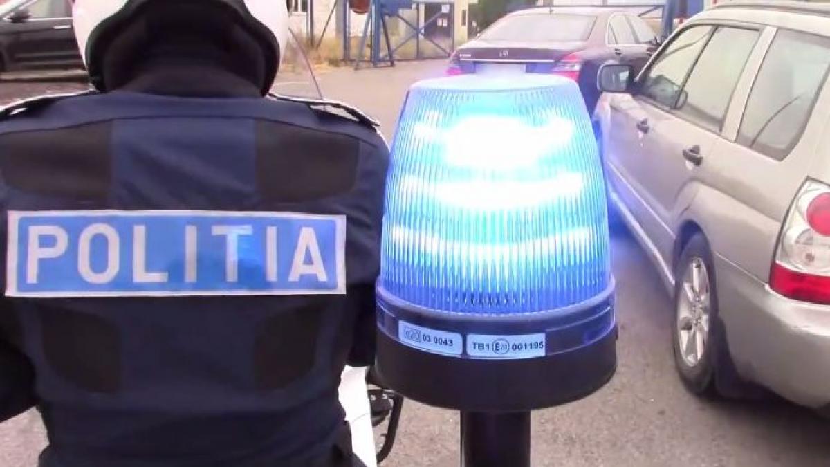 masina cazuta in rapa la vaslui o persoana a murit si alta este in stare grava