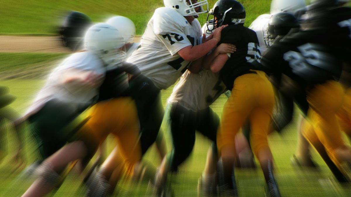 un jucator de fotbal american impuscat mortal la doar 23 de ani