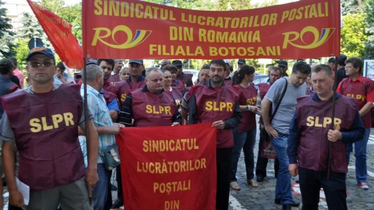 proteste la posta romana sute de persoane au iesit in strada