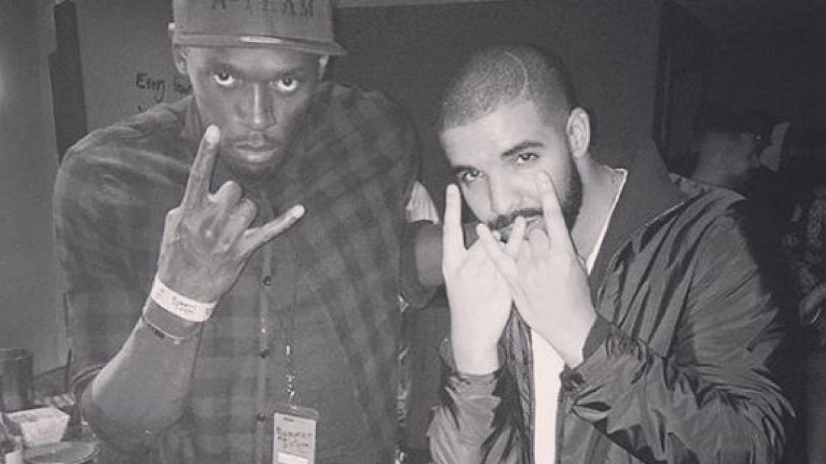 cel mai in voga artist a fost dat de gol se afiseaza cu femei dar prefera barbatii