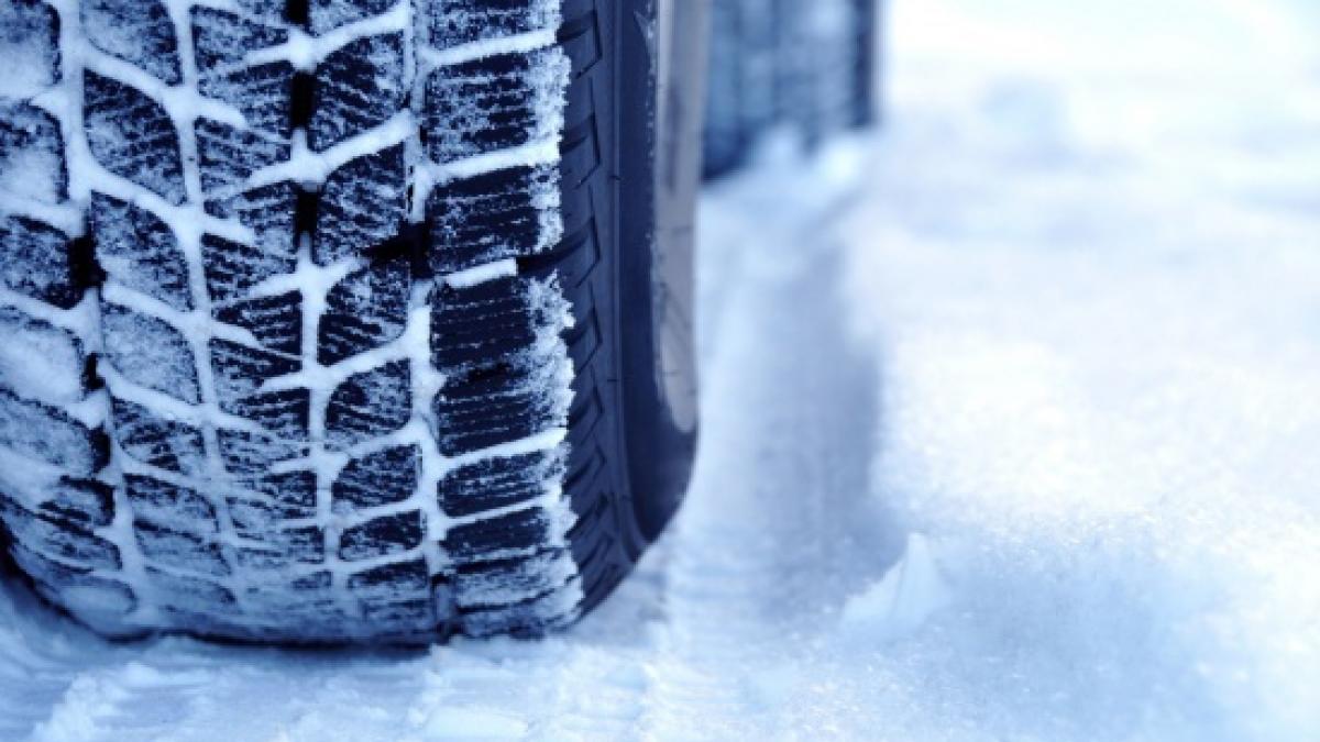 legea anvelopelor de iarna cand trebuie sa le schimbi ca sa nu iei amenda