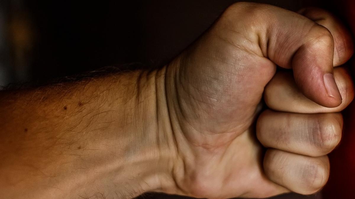 eurodeputat britanic in stare critica dupa o altercatie cu un coleg la sediul parlamentului european