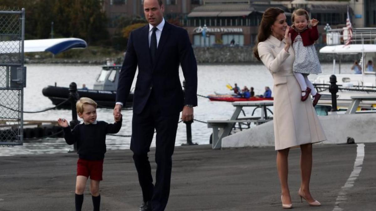 stiai asta despre familia regala motivul pentru care fiul lui kate si william poarta doar pantaloni