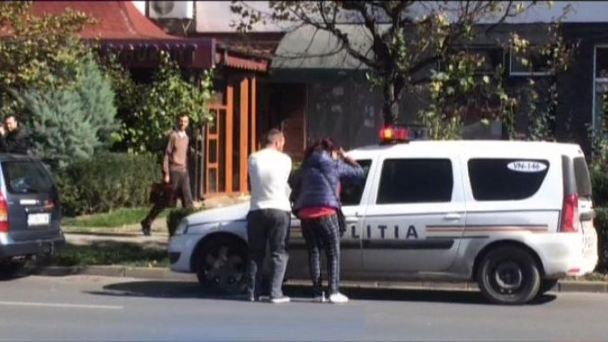 soferita in criza de nervi dupa ce a fost amendata in trafic politistii de la rutiera au avut