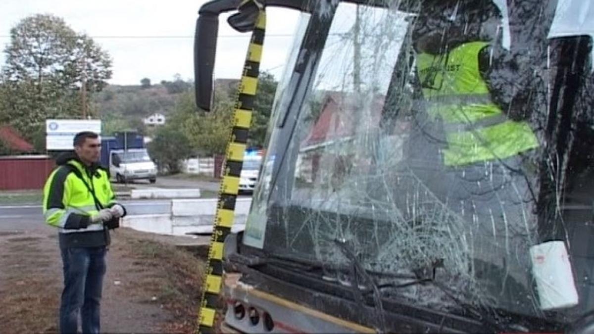 momente de groaza pentru zeci de pelerini care se indreptau spre iasi soferului microbuzului in