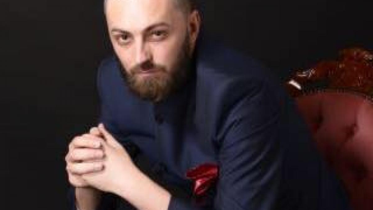 un pastor a starnit valuri de revolta cu o fotografie postata pe facebook crezi ca dumnezeu te va