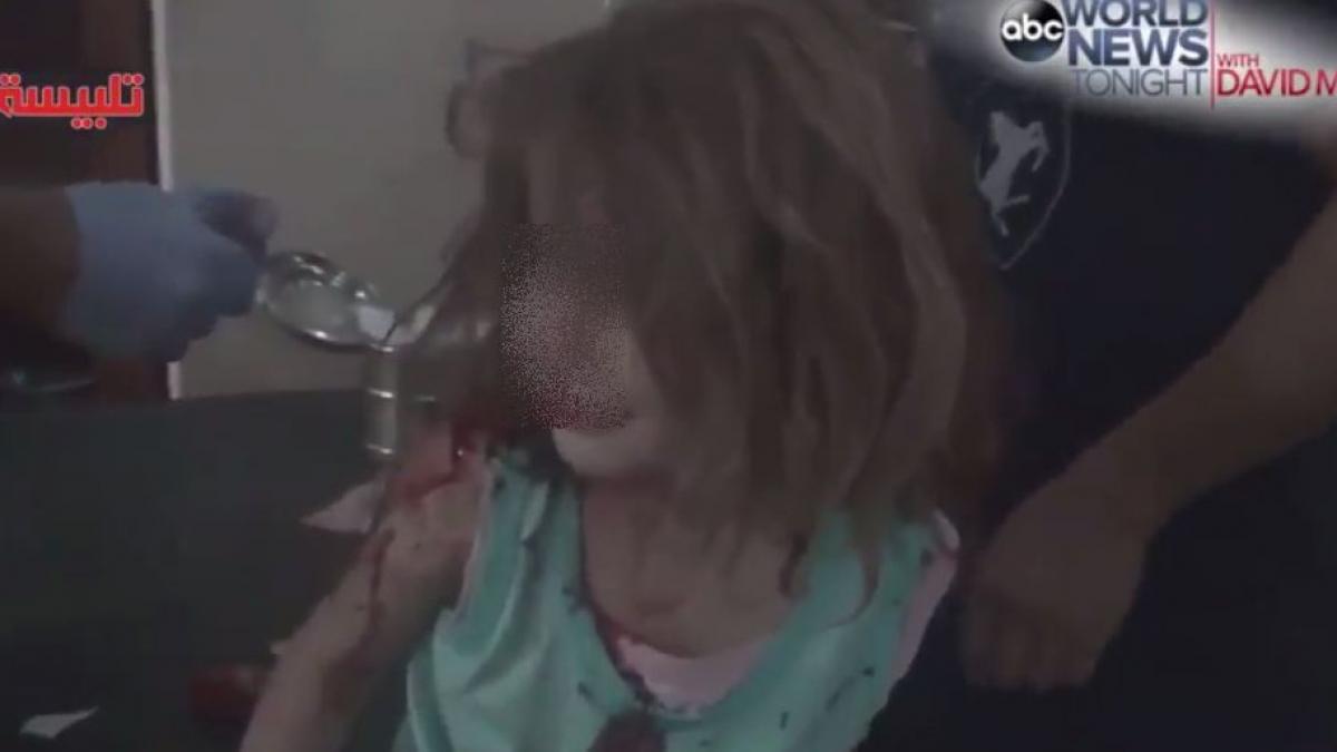 acoperisul a cazut pe mine imaginile cu o fetita din siria care isi striga tatal printre suspine