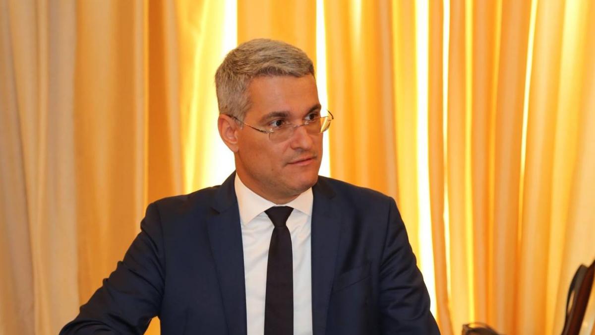 ministru pislaru probleme pres social