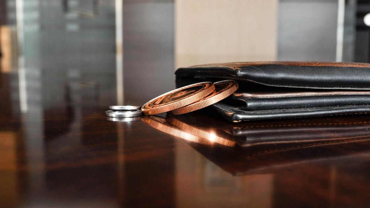 si a pierdut portofelul cu toate economiile si a ramas sarac lipit trei zile mai tarziu a ajuns