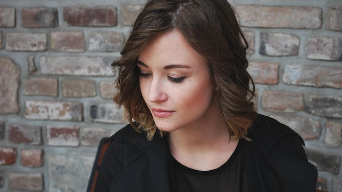 a planuit o escapada cu amanta in strainatate dar apoi s a dat de gol intr un mod penibil in fata