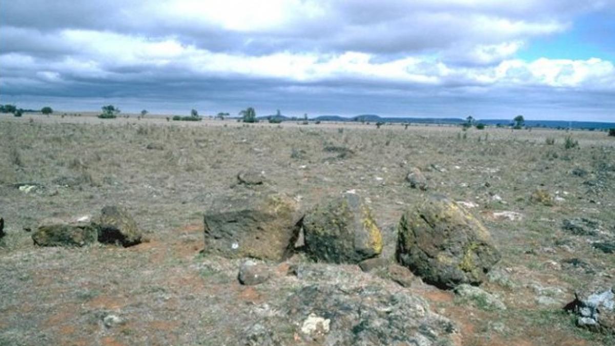 un ansamblu de pietre din australia detroneaza celebrul stonehenge are peste 11 000 de ani vechime