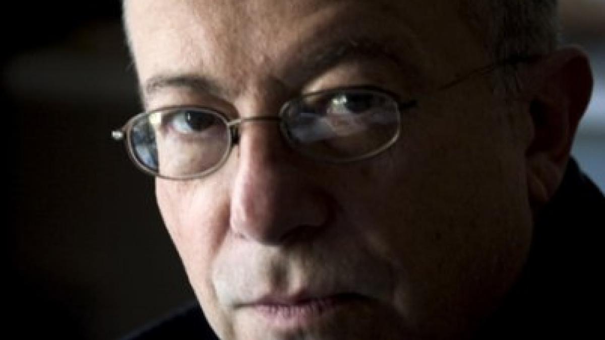 poetul andrei codrescu toata realitatea va fi desenata de un inginer si va avea happy ending