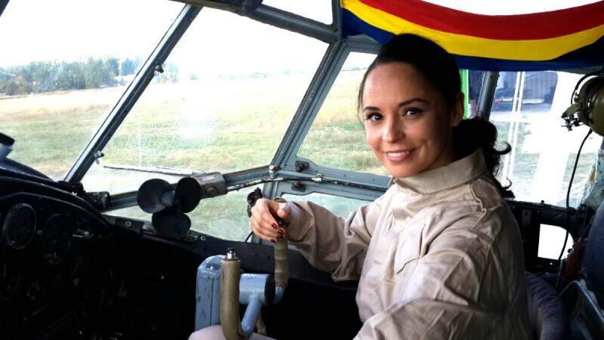 andreea marin gest inedit in avion ce a facut a impresionat total
