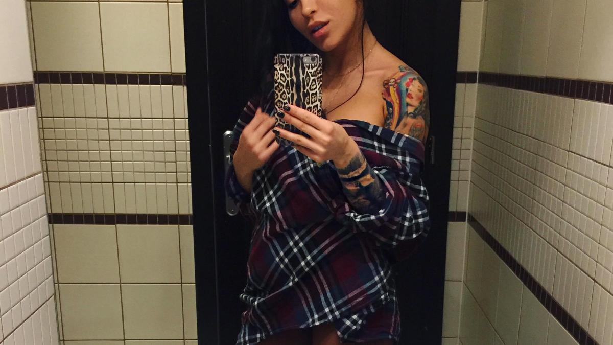 ruby vorbeste despre tinder oamenii nu sunt sinceri pe internet