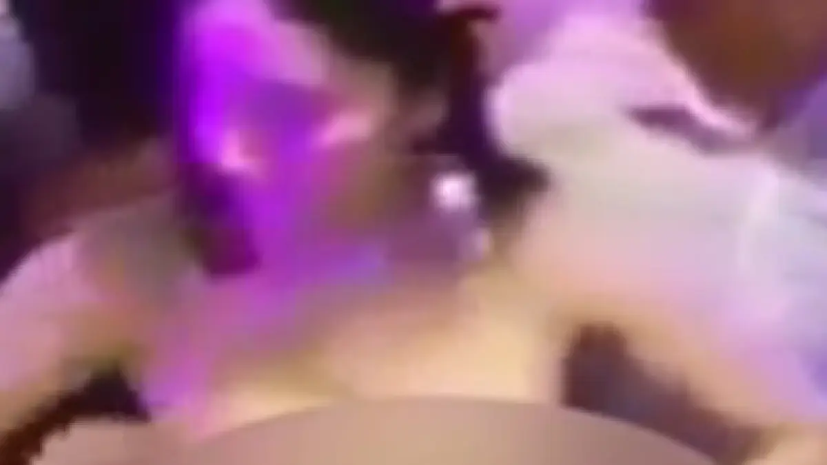 si a lasat invitatii sa faca asa ceva la nunta pentru a strange bani de luna de miere ce mireasa
