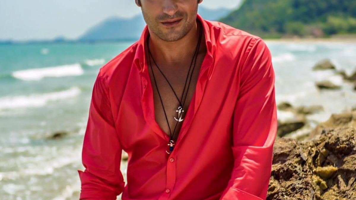 pe radu valcan il stie toata lumea dar iata cum arata fratele sau admiratoarele s au grabit deja