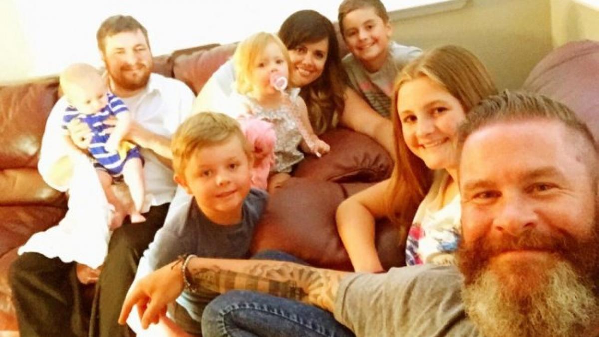 barbatul asta a trecut printr un divort teribil acum are un mesaj pentru toata lumea te va