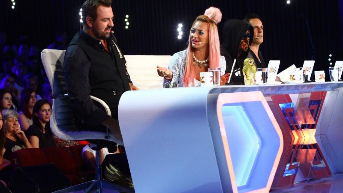 x factor delia le a gatit musaca colegilor din juriu