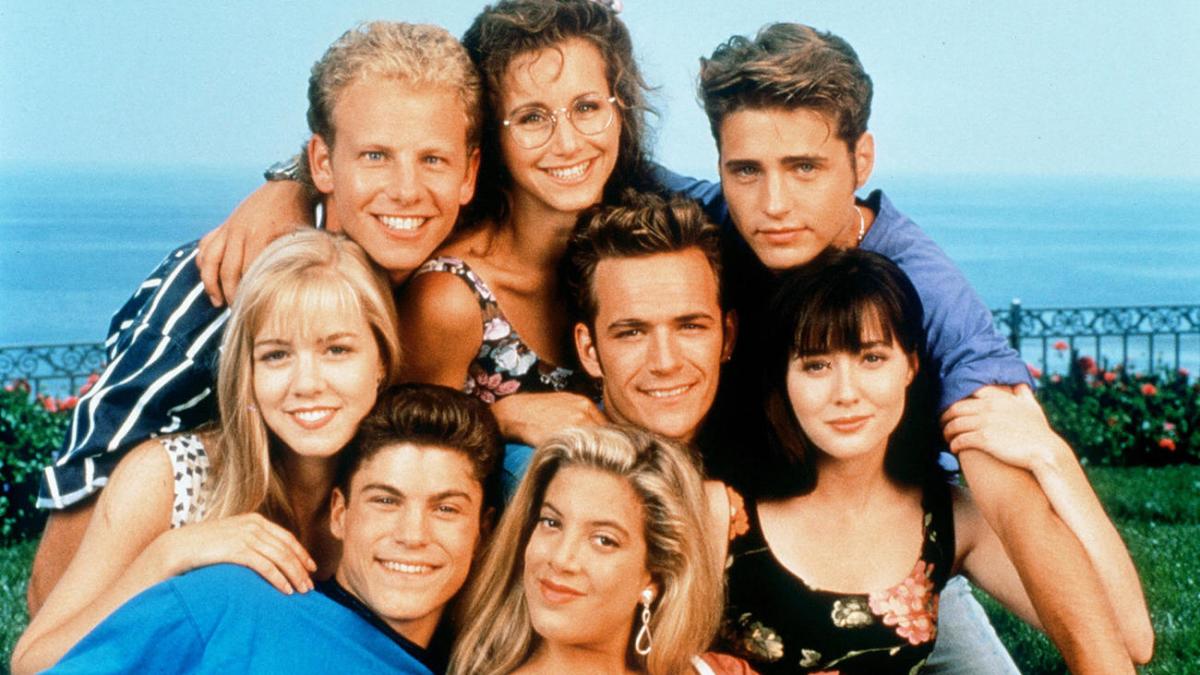 il mai tii minte pe dylan din beverly hills 90210 a implinit 50 de ani