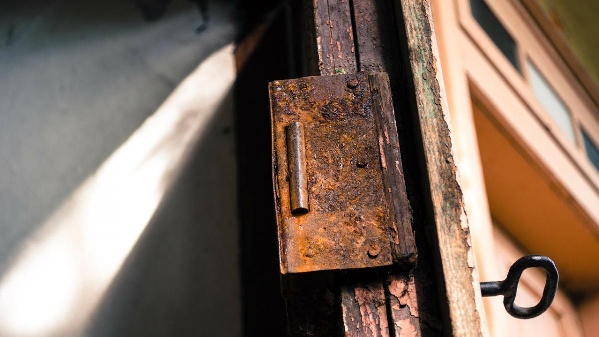 a disparut de acasa cand avea 16 ani unde l au gasit politistii dupa 20 de ani este ingrozitor video