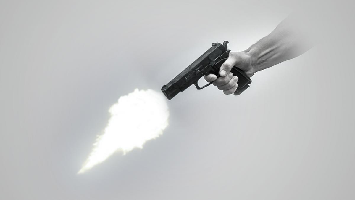 celebru jucator de fotbal asasinat in fata unei discoteci