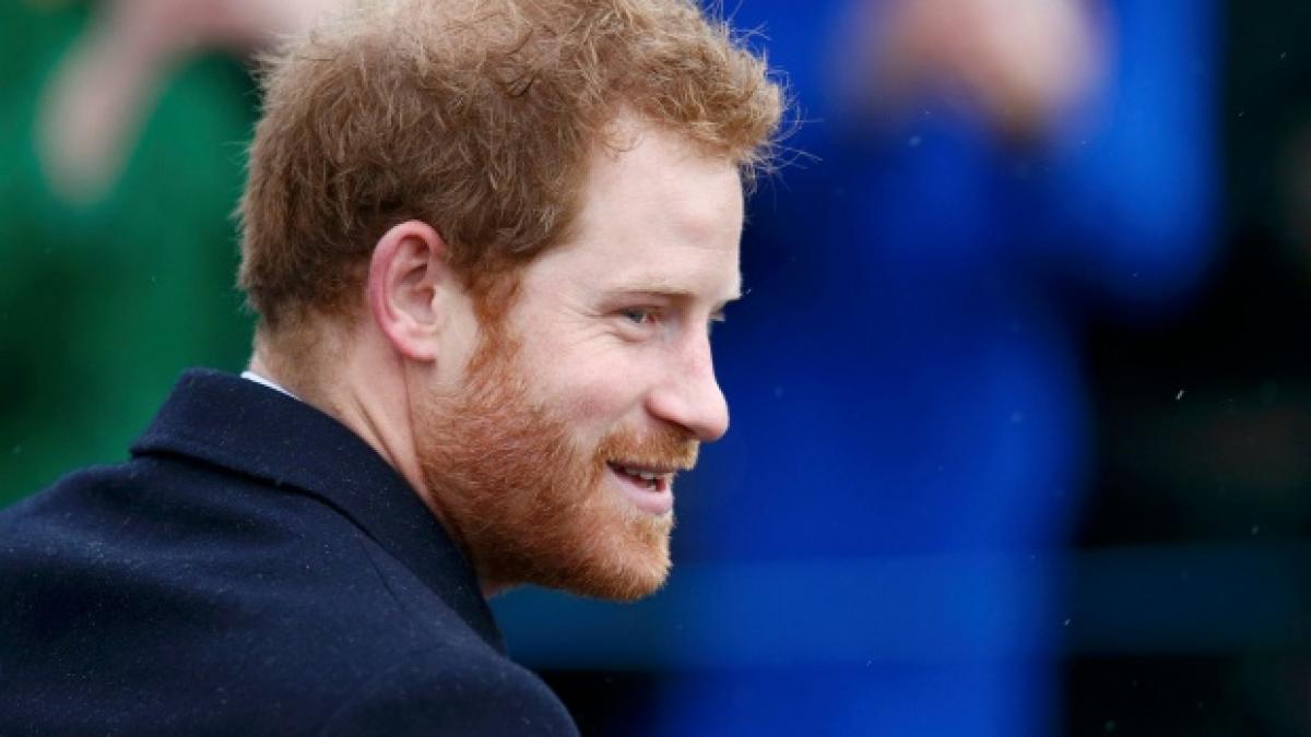 ea e femeia care a pus mana pe printul harry al marii britanii este ceva mai in varsta ca el video