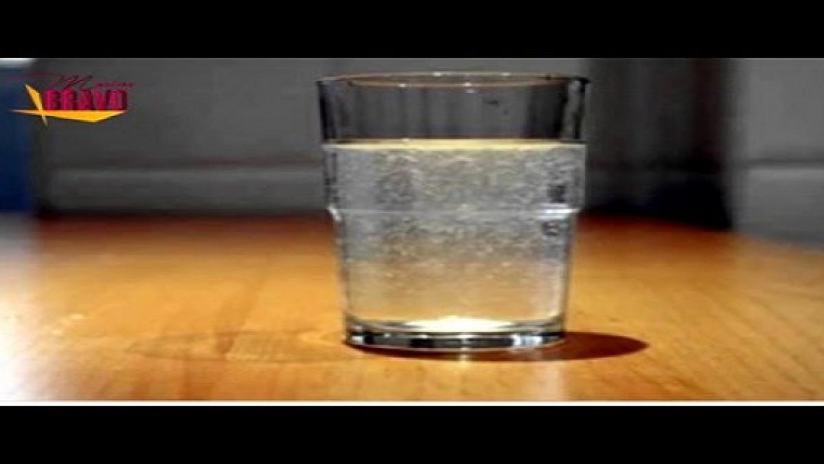 invata sa detectezi energiile negative din casa ta folosind un pahar cu apa uite cum