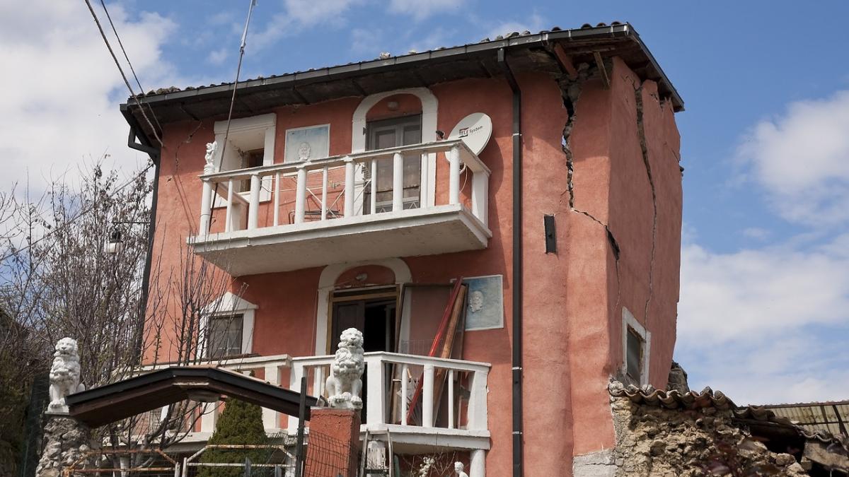 premierul italian matteo renzi vom reconstrui totul