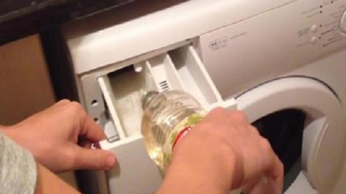 trucul asta genial iti va face hainele albe si proaspete din nou fara chimicale ieftin si rapid