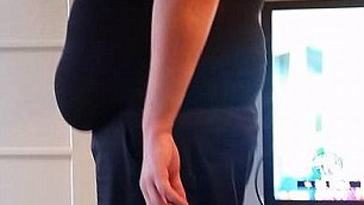 avea 132 de kilograme si i s a spus ca mai are sase luni de trait ce a inceput sa faca pe intuneric