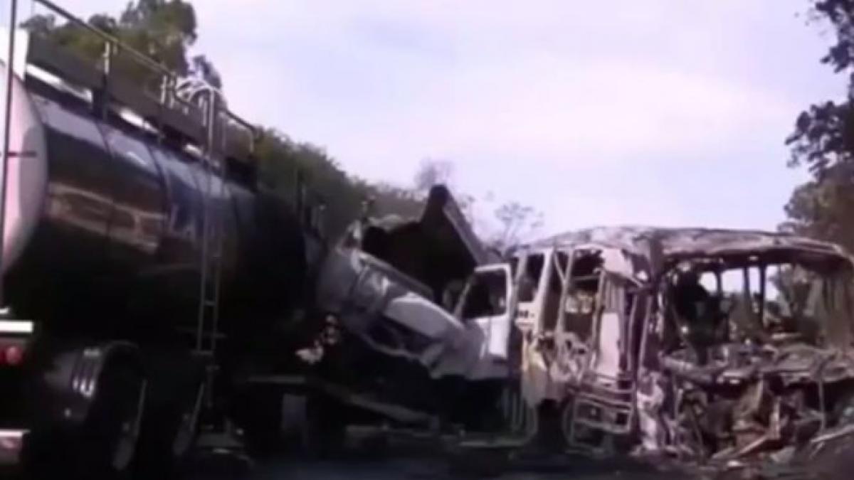 carnagiu pe o sosea din brazilia 20 de oameni au murit