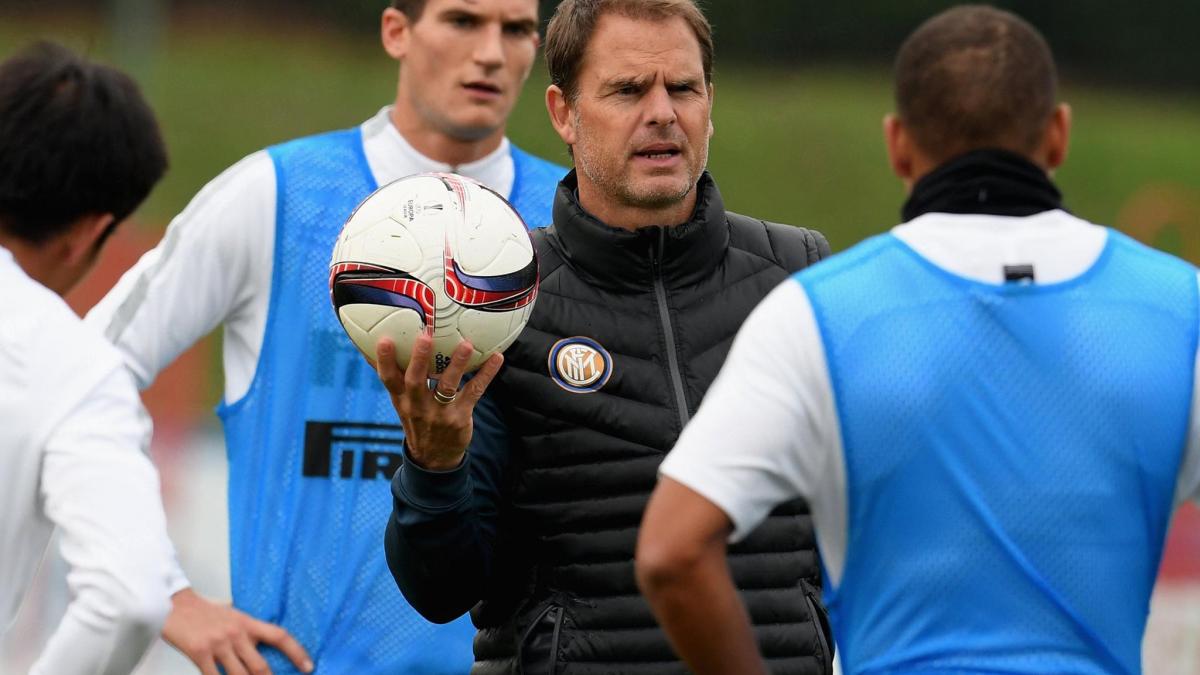 inter milano l a dat afara pe frank de boer