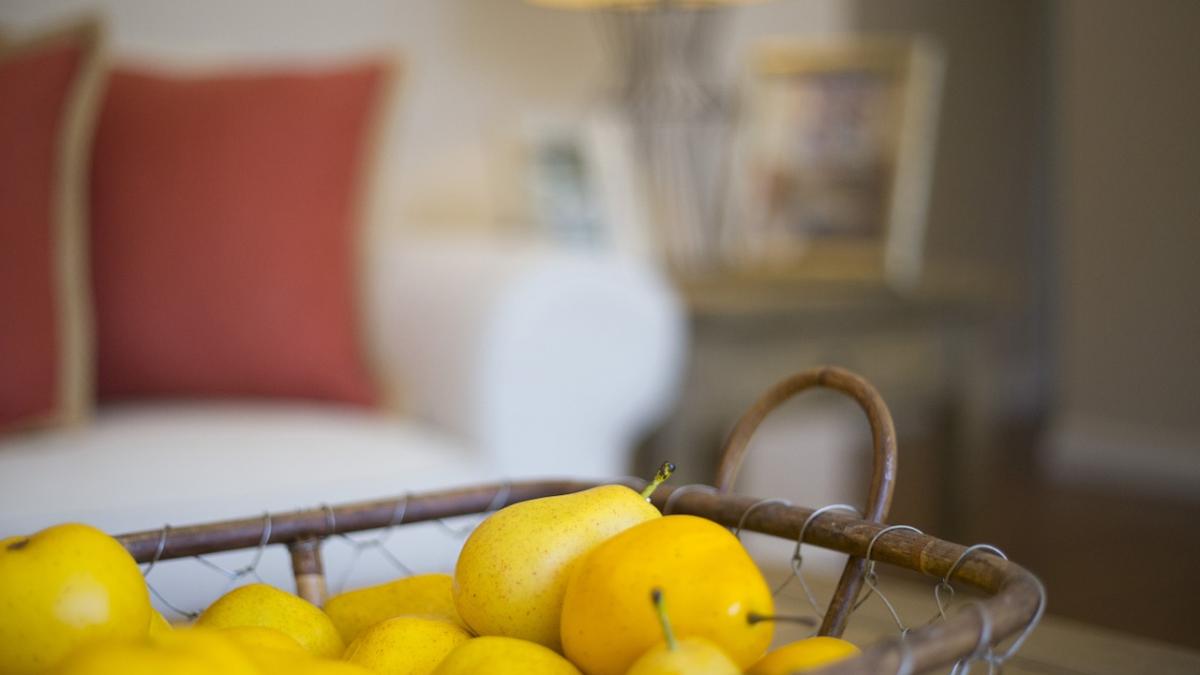 metoda simpla prin care indepartezi pesticidele de pe coaja fructelor si legumelor