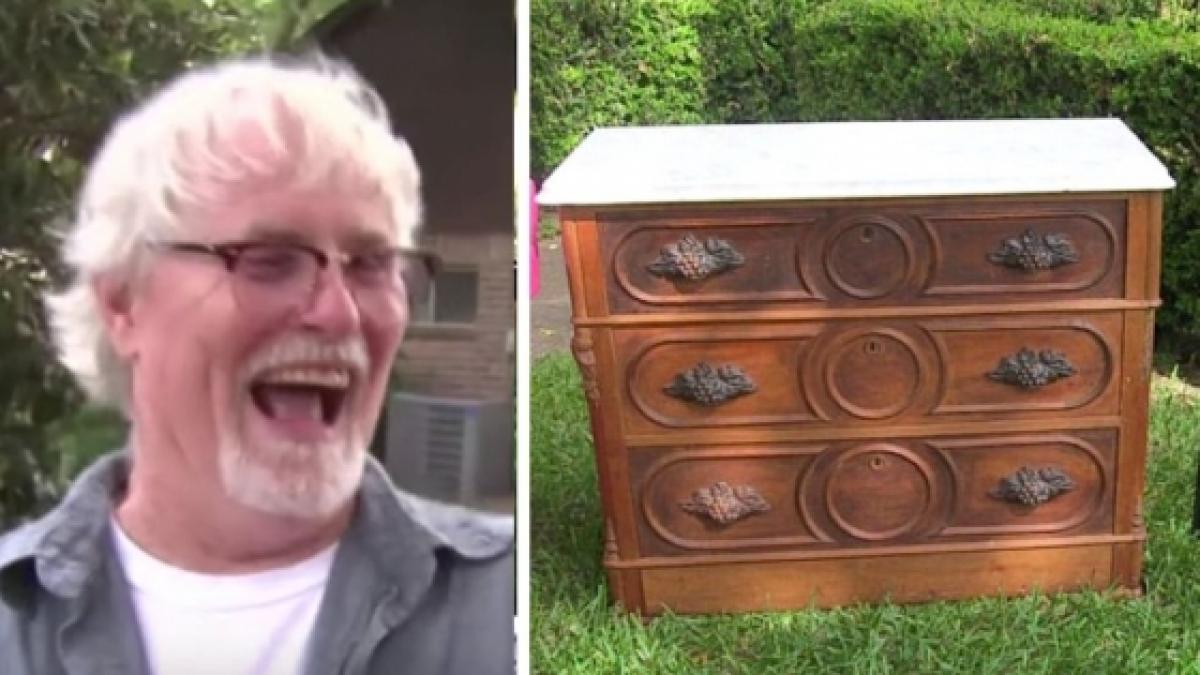 a descoperit un sertar secret in dulapul vechi pe care l a luat de la vechituri ce a gasit in el