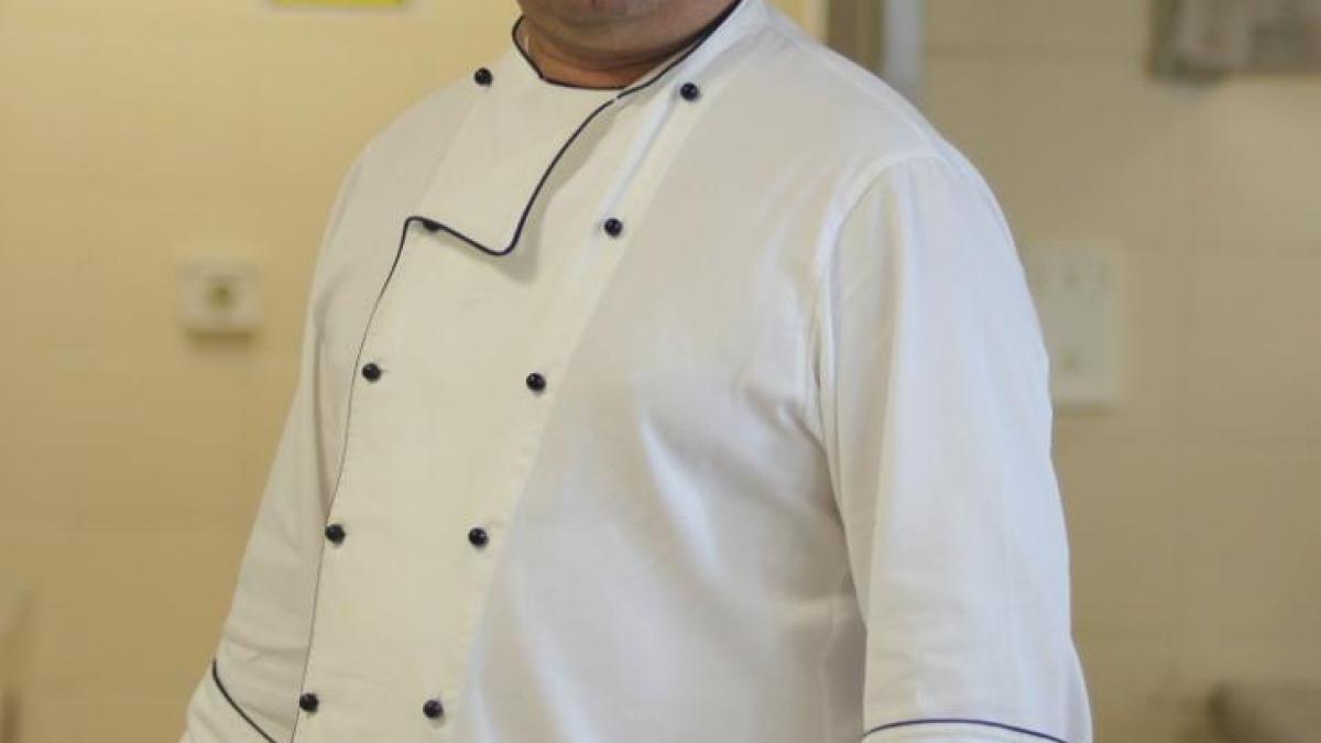 inca un suporter celebru de la dinamo protesteaza impotriva arbitrilor din liga 1