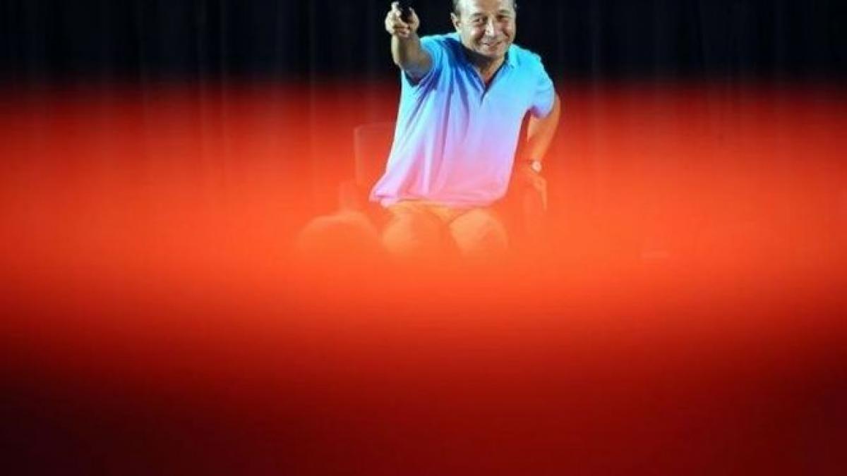 traian basescu a fost confundat cu vasile blaga