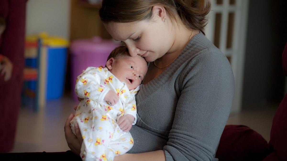 legea care reglementeaza marketingul inlocuitorilor laptelui matern a fost promulgata de