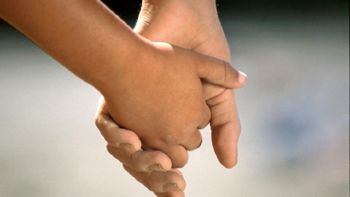 mesajul sfasietor al unui baietel de 6 ani pentru mama grav bolnava mami nu fi trista ca o sa mori