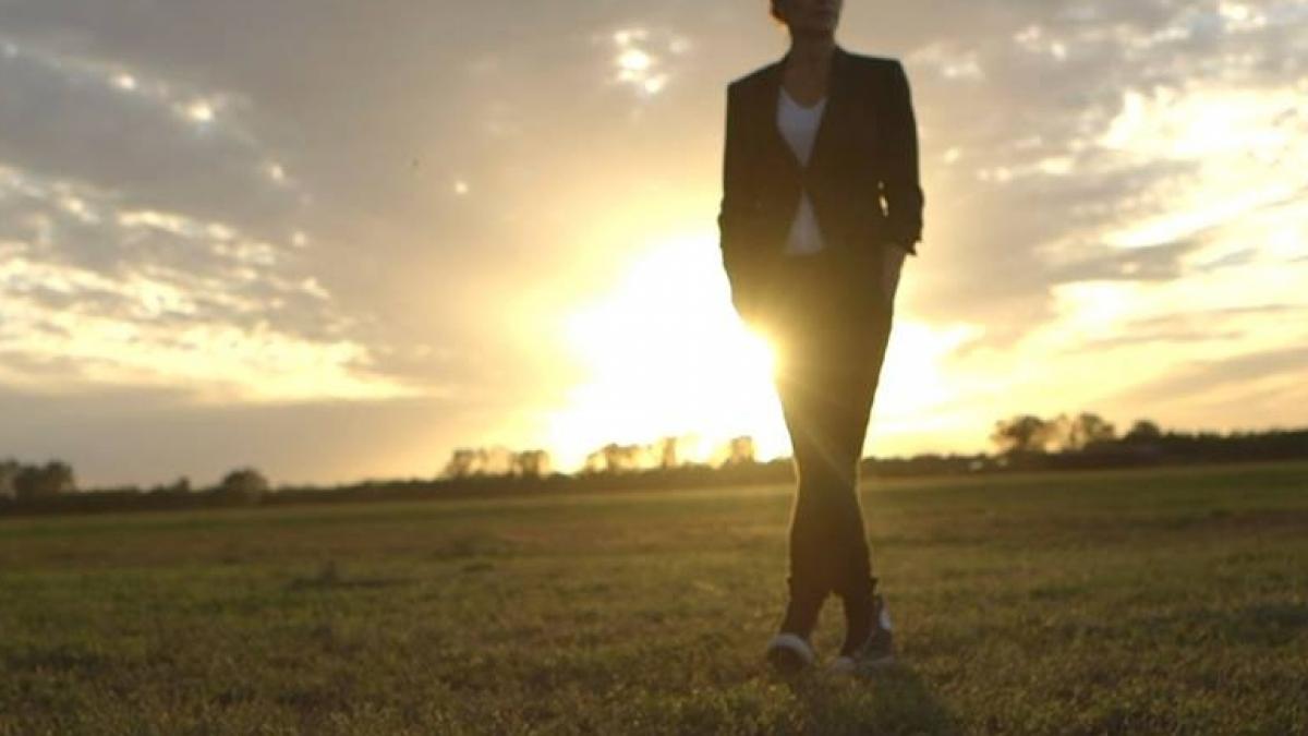 un singur roman le poate deschide oricand usa lui donald trump si hillary clinton despre cine este