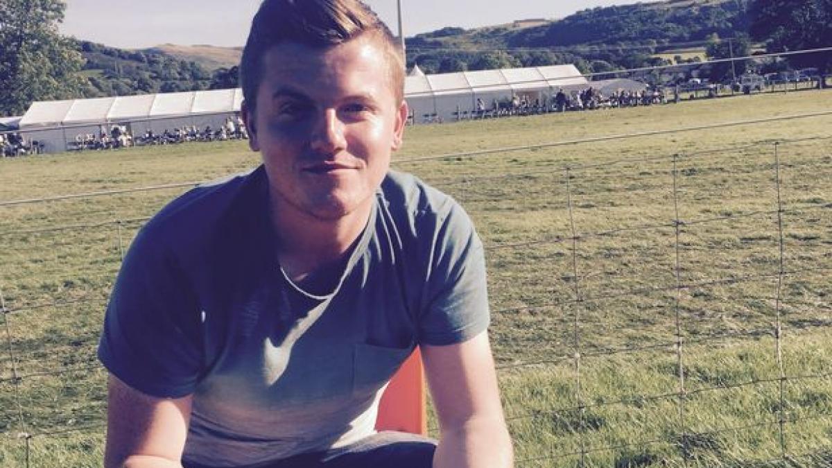 a pariat 50 de lire pe donald trump si a crezut ca s a umplut de bani ce a patit un parior