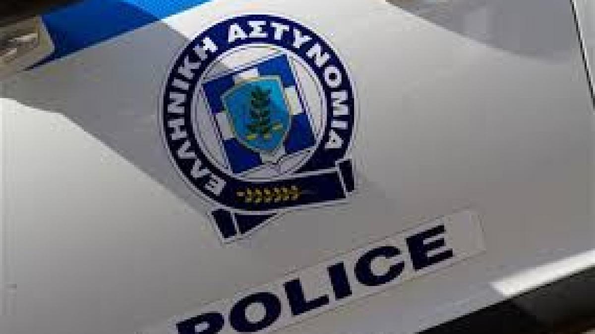 atentat cu grenada langa parlamentul greciei