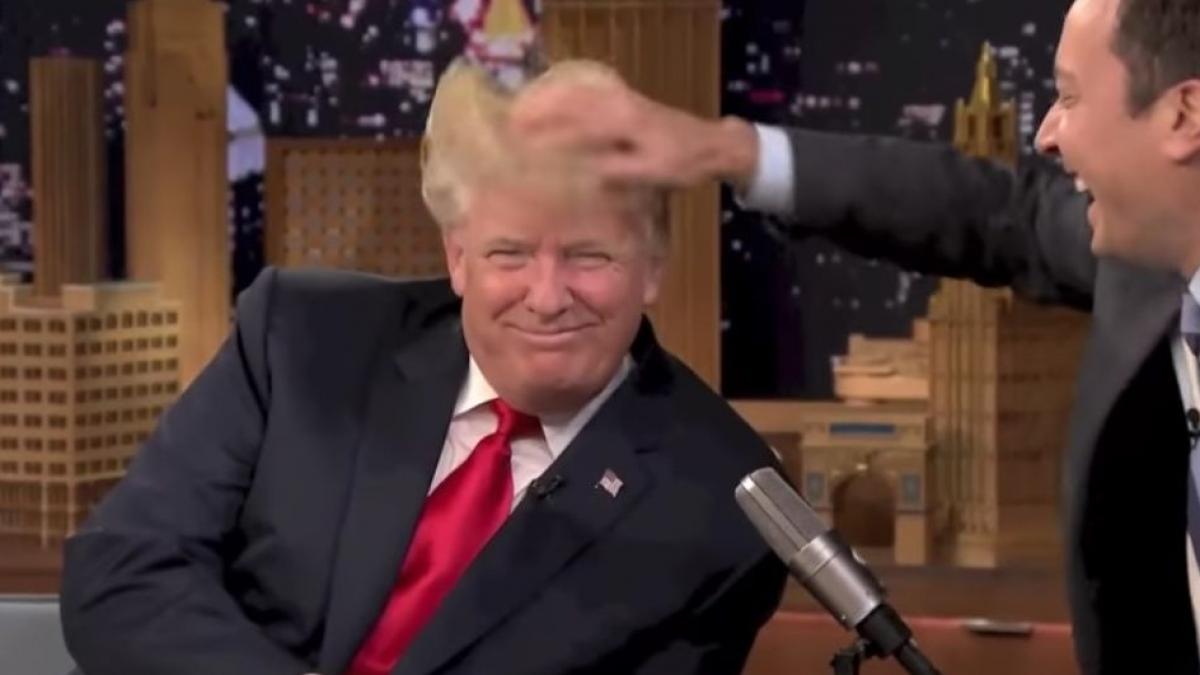 noul presedinte al statelor unite ciufulit in direct la televizor