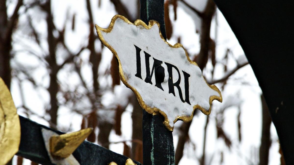 o femeie doarme in fiercare noapte in cimitir ce a determinat o sa ia aceasta decizie bizara