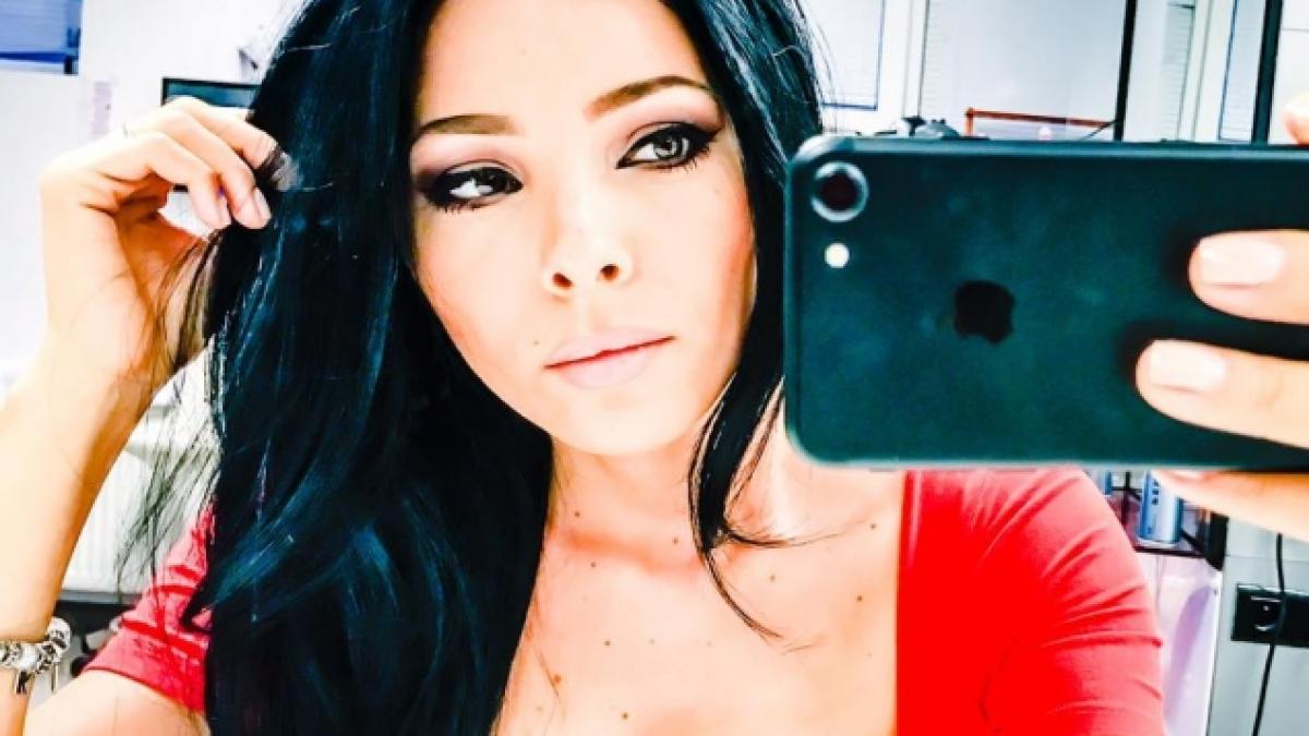 corina caragea si a schimbat radical look ul frumoasa prezentatoare tv a fost socata cand s a uitat