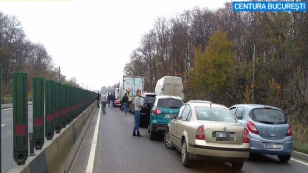 circulatie blocata pe centura capitalei dupa ciocnirea a doua tir uri