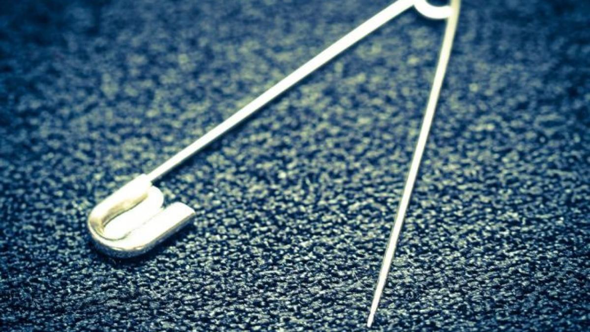 ace de siguranta pe haine trump