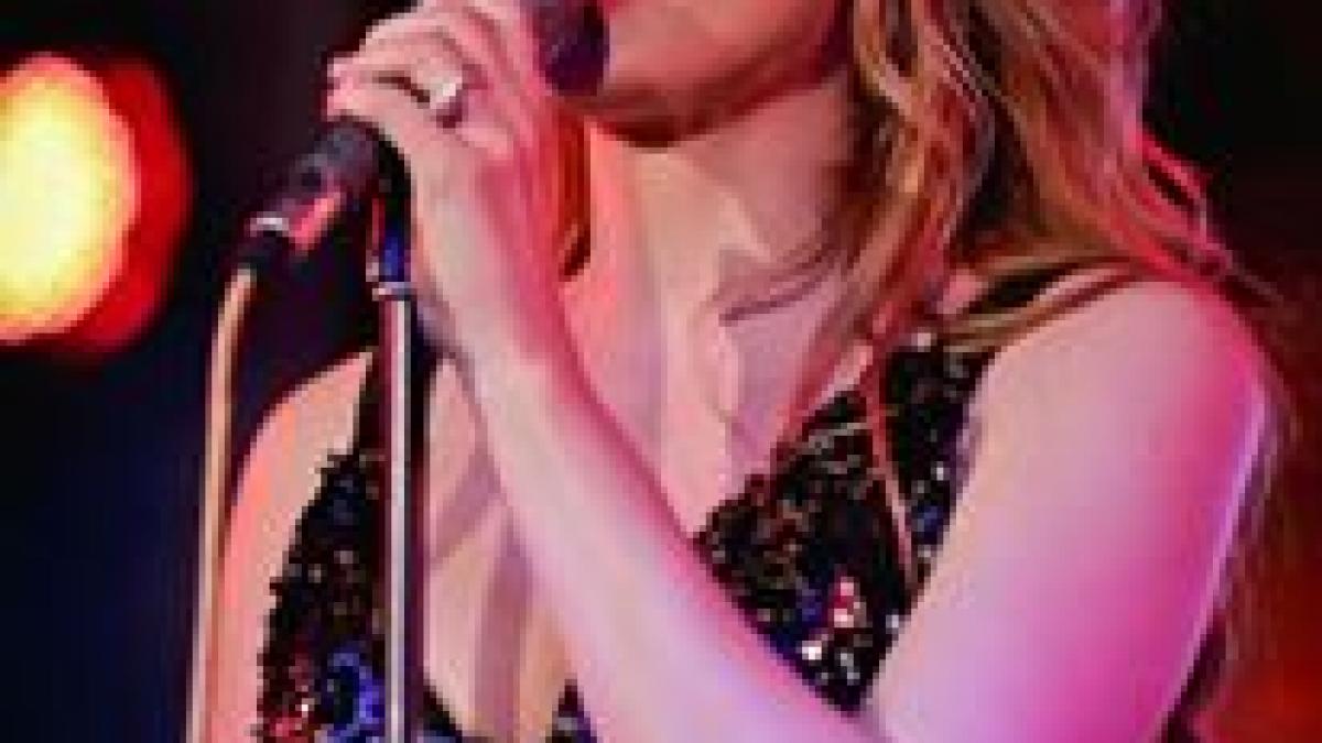 fosta concurenta la un show tv in coma tanara a fost depistata cu o tumora