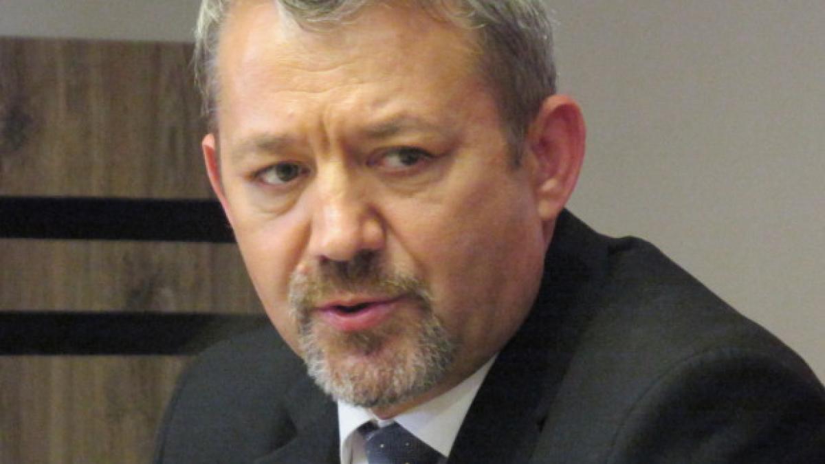 secretar de stat ridicat de procurori