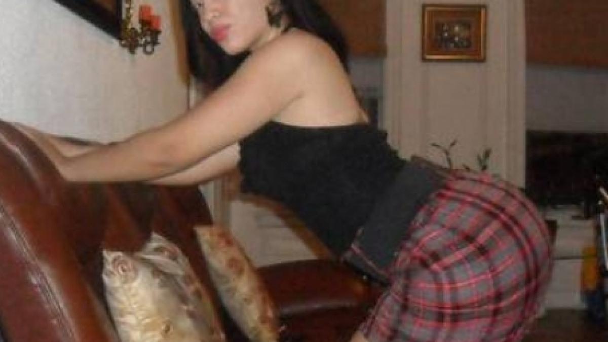 si a facut o fotografie si a postat o pe o retea de socializare detaliul cu care s a facut de ras